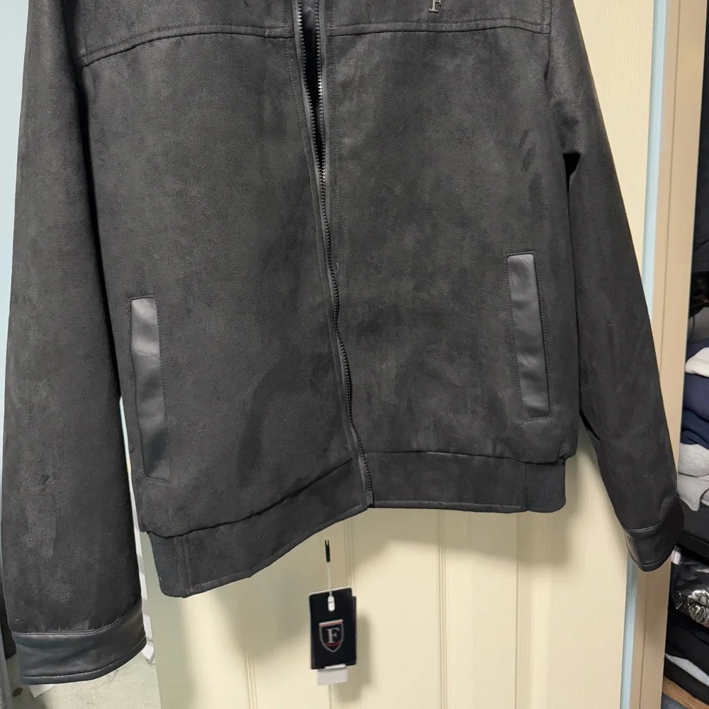 M17122:PR830
Brand New F Collection Jacket – With Tags – Never Worn - Picture 4 of 5